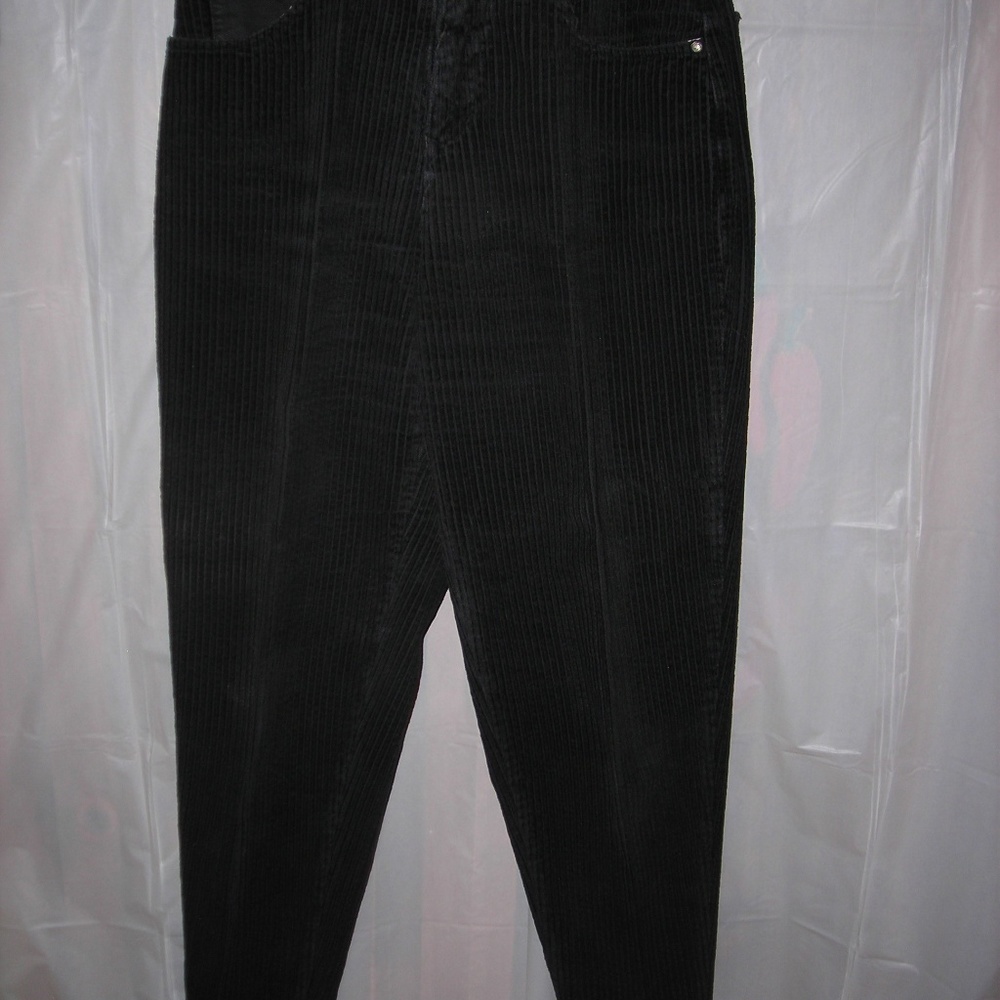 Ladies pants,sz 10,Sync , black corduroy